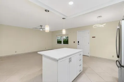 293 Normandy G Delray Beach FL 33484