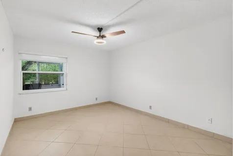 293 Normandy G Delray Beach FL 33484