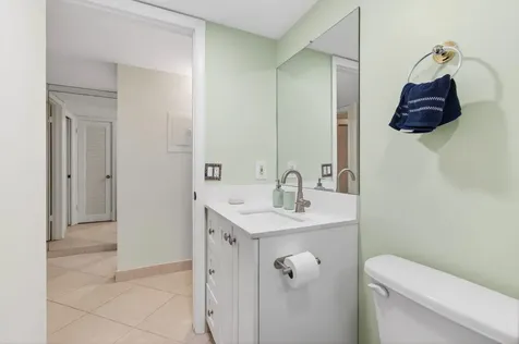 293 Normandy G Delray Beach FL 33484