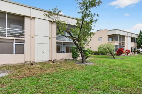 293 Normandy G Delray Beach FL 33484