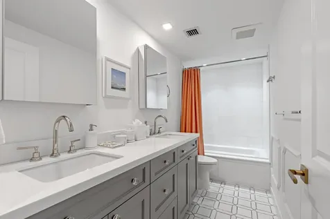 100 Worth Avenue Palm Beach FL 33480