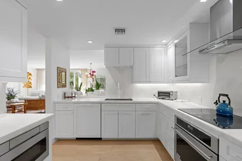 100 Worth Avenue Palm Beach FL 33480