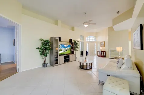 450 Sw Fairway Landing Port Saint Lucie FL 34986