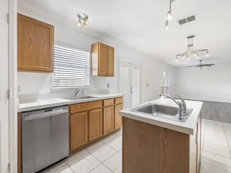 981 SW Mcelroy Avenue Port Saint Lucie FL 34984