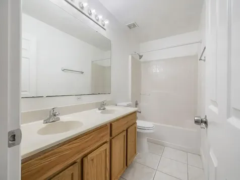 981 SW Mcelroy Avenue Port Saint Lucie FL 34984