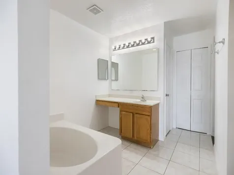 981 SW Mcelroy Avenue Port Saint Lucie FL 34984