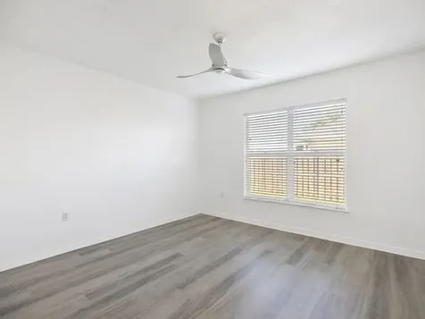 981 SW Mcelroy Avenue Port Saint Lucie FL 34984