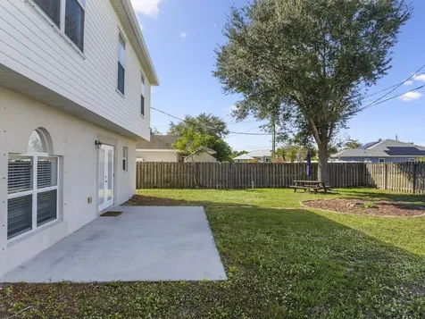 981 SW Mcelroy Avenue Port Saint Lucie FL 34984