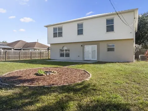 981 SW Mcelroy Avenue Port Saint Lucie FL 34984