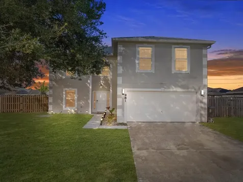 981 SW Mcelroy Avenue Port Saint Lucie FL 34984
