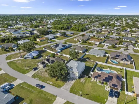 981 SW Mcelroy Avenue Port Saint Lucie FL 34984