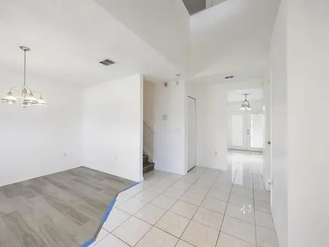 981 SW Mcelroy Avenue Port Saint Lucie FL 34984
