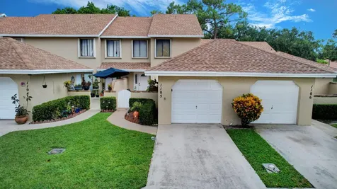 1105 Maplewood Drive Greenacres FL 33415