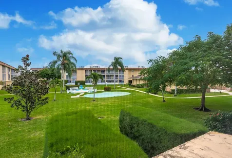 500 Village Green Circle Palm Springs FL 33461
