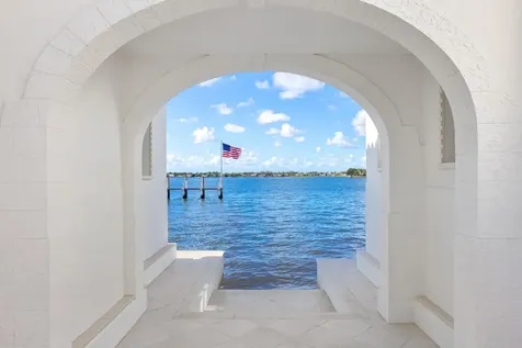 800 S County Road Palm Beach FL 33480
