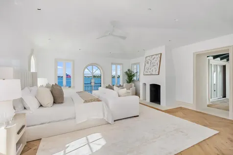 800 S County Road Palm Beach FL 33480