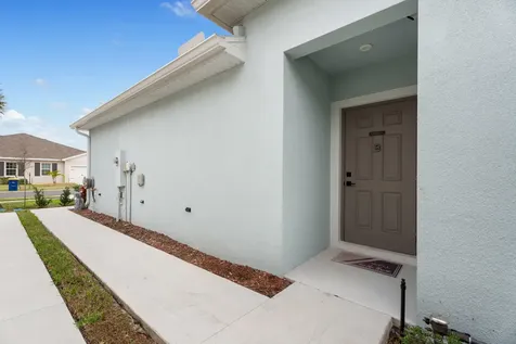 271 Raspberry Road Fort Pierce FL 34981