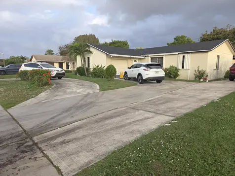 1474 N Mangonia Circle West Palm Beach FL 33401