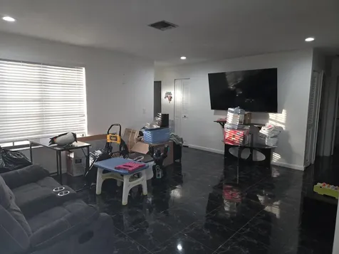 1474 N Mangonia Circle West Palm Beach FL 33401