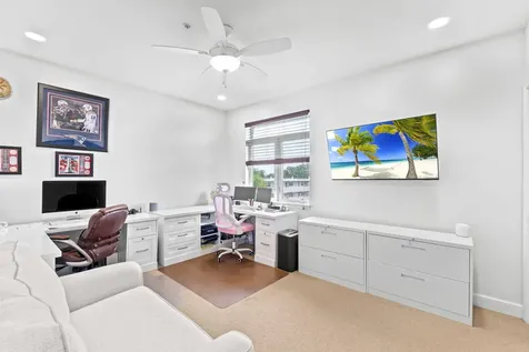 305 E Ocean Avenue Lantana FL 33462