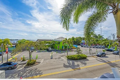 305 E Ocean Avenue Lantana FL 33462