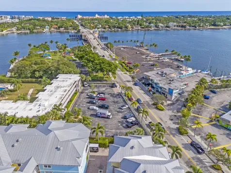 305 E Ocean Avenue Lantana FL 33462