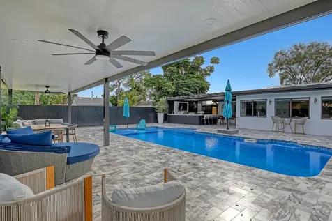 7077 Oakmont Drive Lake Worth FL 33467