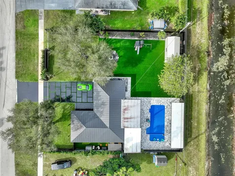 7077 Oakmont Drive Lake Worth FL 33467