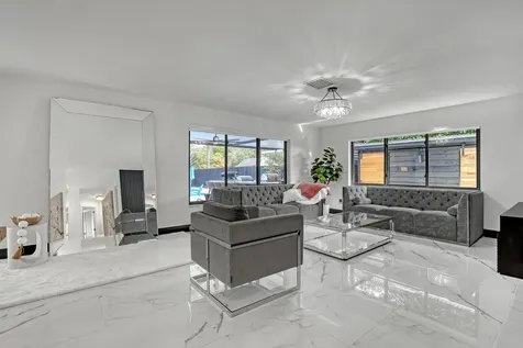 7077 Oakmont Drive Lake Worth FL 33467