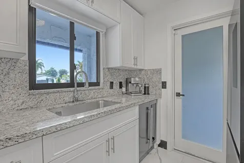 7077 Oakmont Drive Lake Worth FL 33467