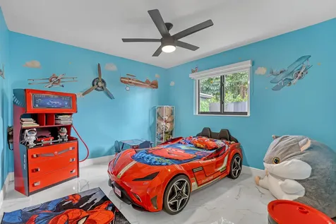 7077 Oakmont Drive Lake Worth FL 33467