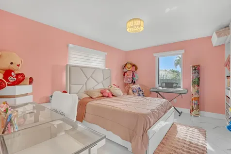 7077 Oakmont Drive Lake Worth FL 33467