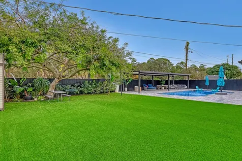 7077 Oakmont Drive Lake Worth FL 33467