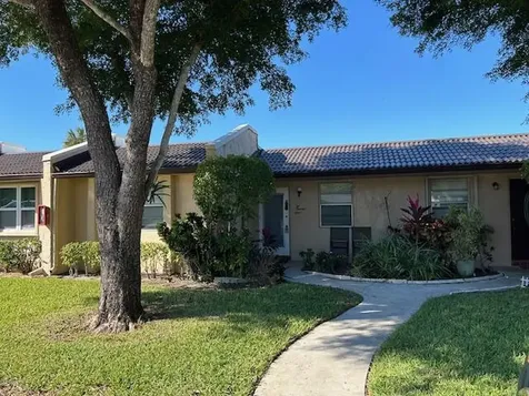 221 Lake Meryl Drive West Palm Beach FL 33411