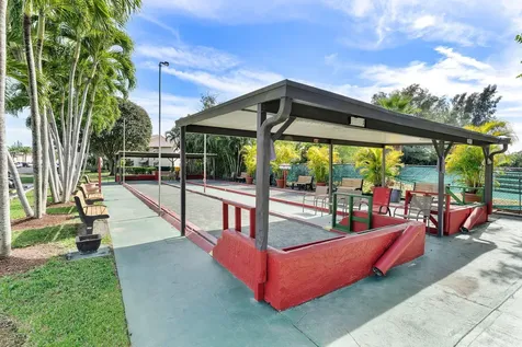5927 La Pinata Boulevard Greenacres FL 33463