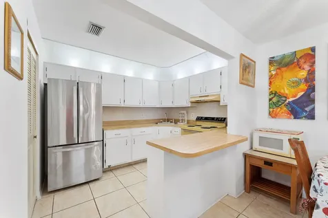 5927 La Pinata Boulevard Greenacres FL 33463