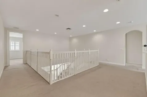 916 Mill Creek Drive Palm Beach Gardens FL 33410