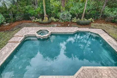 916 Mill Creek Drive Palm Beach Gardens FL 33410