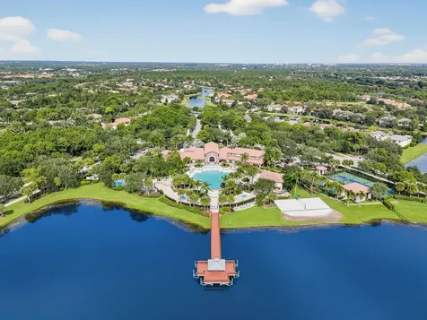 916 Mill Creek Drive Palm Beach Gardens FL 33410