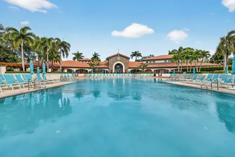 916 Mill Creek Drive Palm Beach Gardens FL 33410
