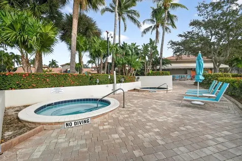 916 Mill Creek Drive Palm Beach Gardens FL 33410