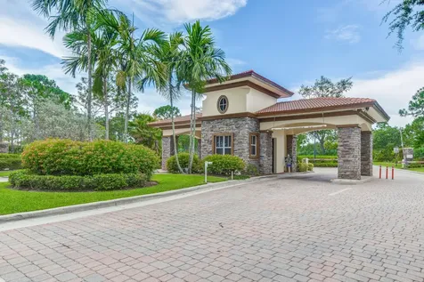 916 Mill Creek Drive Palm Beach Gardens FL 33410