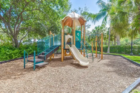 916 Mill Creek Drive Palm Beach Gardens FL 33410