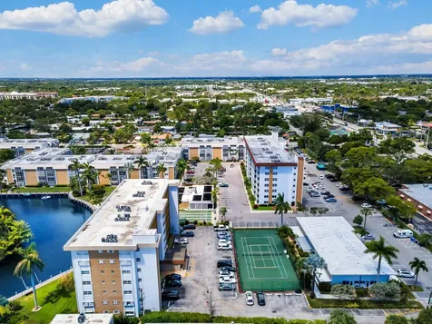 2970 NE 16th Avenue Oakland Park FL 33334
