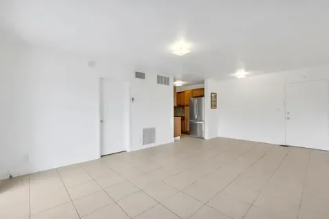 2970 NE 16th Avenue Oakland Park FL 33334