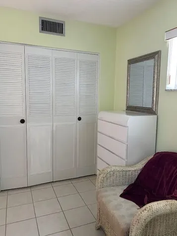 2615 S Garden Drive Lake Worth FL 33461