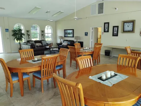 2516 SE Anchorage Cove Port Saint Lucie FL 34952
