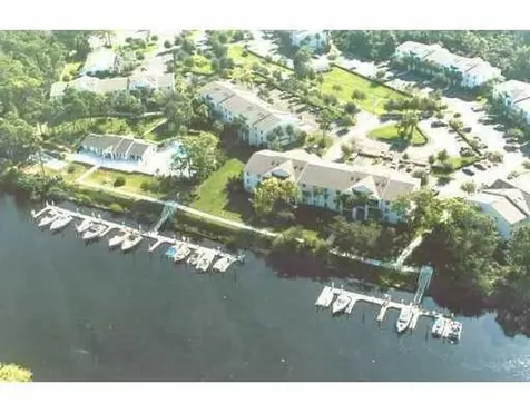 2516 SE Anchorage Cove Port Saint Lucie FL 34952