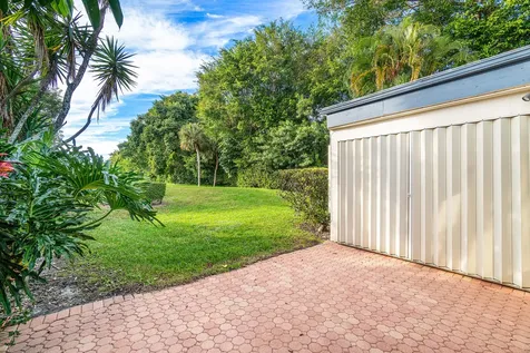 5501 Ainsley Court Boynton Beach FL 33437