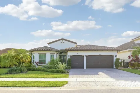 9240 Greenspire Lane Lake Worth FL 33467